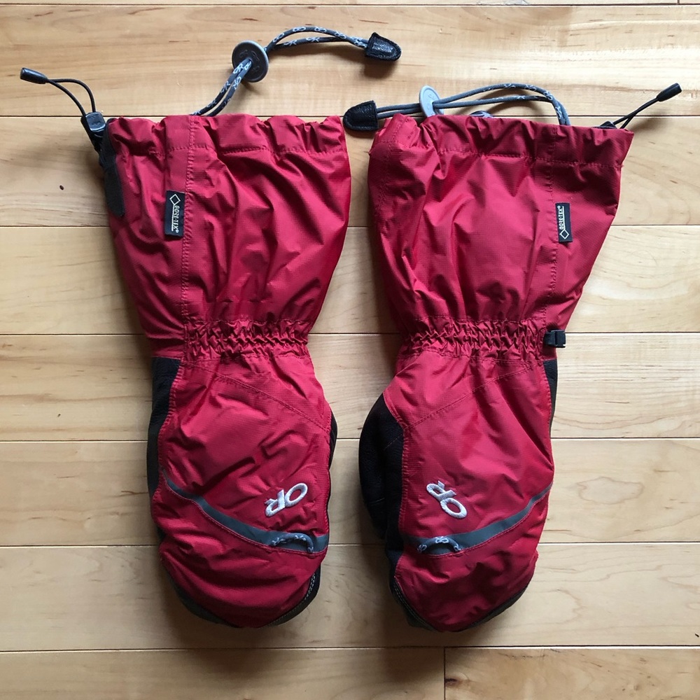 NWOT Outdoor Research mittens